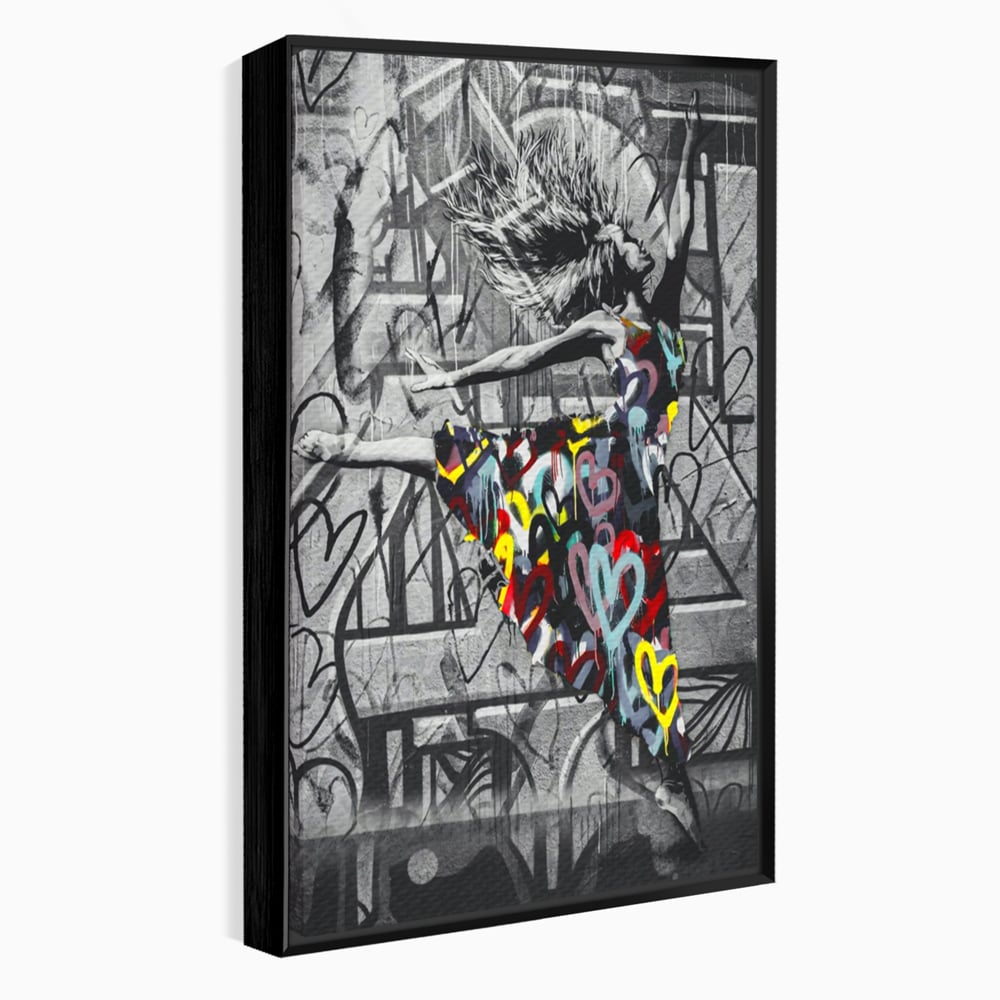 Tablou canvas cu tablou canvas cu dansatoare si graffiti, in rama de aluminiu negru